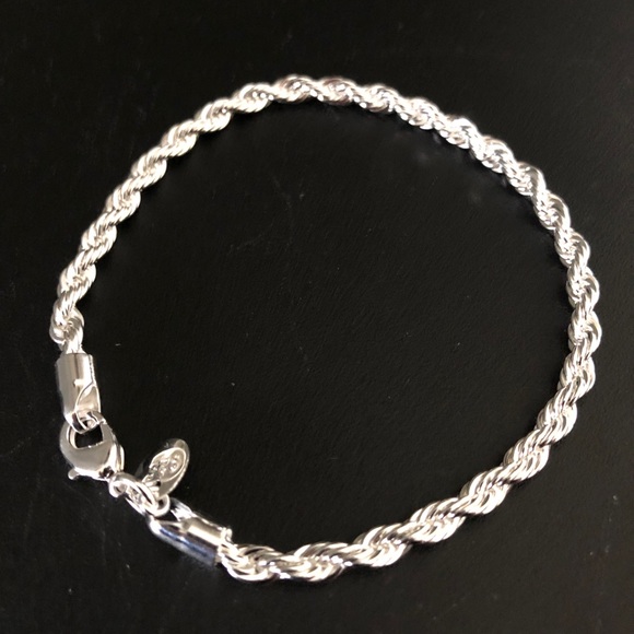 🌟New Sterling Silver Bracelet - Picture 3 of 3